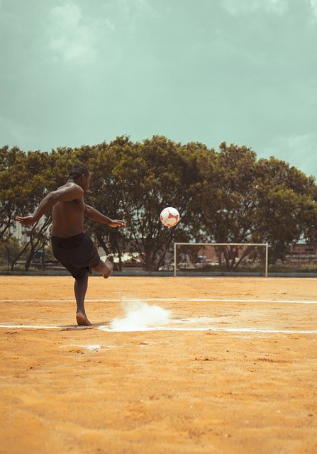 药厂新星马扎：我想踢世界杯，所以我放弃德国选择阿尔及利亚
